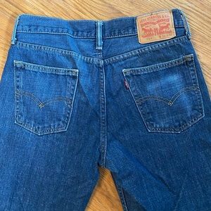 Levi’s 514 jeans